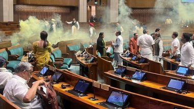 संसद सुरक्षा में चुक :-अरोपियों ने मिलकार संसद में मचाया हंगामा